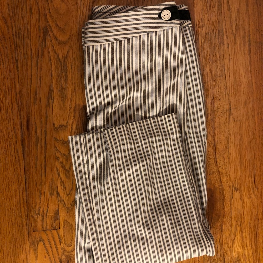 White House Black Market Crop Pant (6)